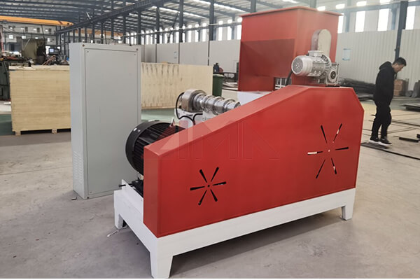 folating Fish pellet extruder in Nigeria